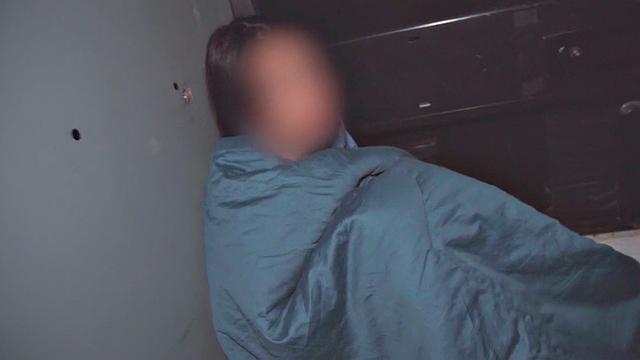 Cheap oiled anal babe fucked in the van after casting cash