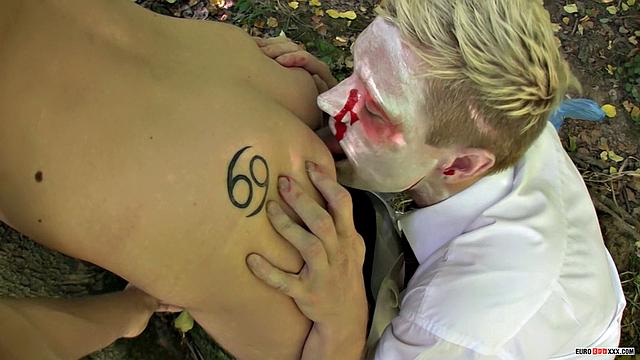 Trick Or Creamy Twink Treat? - Riley Smith & Skylar Blu