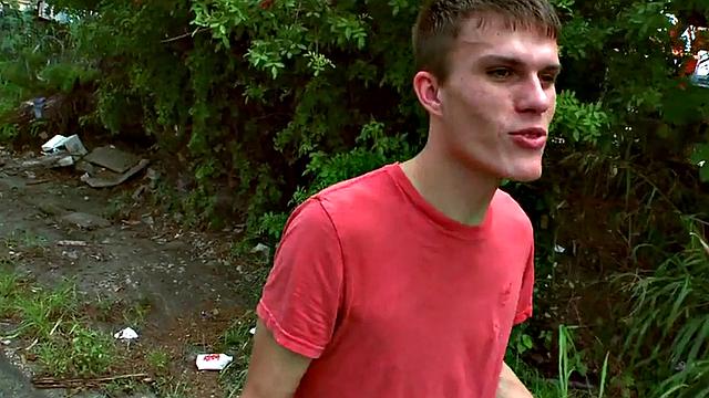 Amateur ebony picked up and fucked outdoors