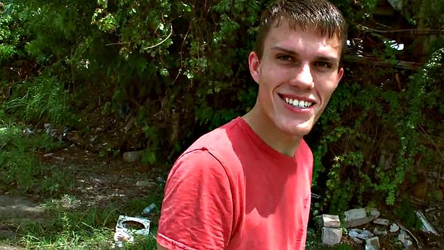 Amateur ebony picked up and fucked outdoors