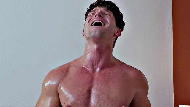 NextDoorRaw - Gorgeous Hunk Devin Franco Fucks Stud