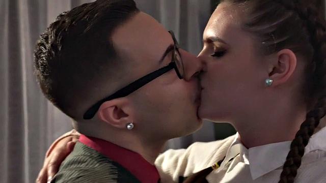 Bigtit babe sucking before riding cock in erotic couple