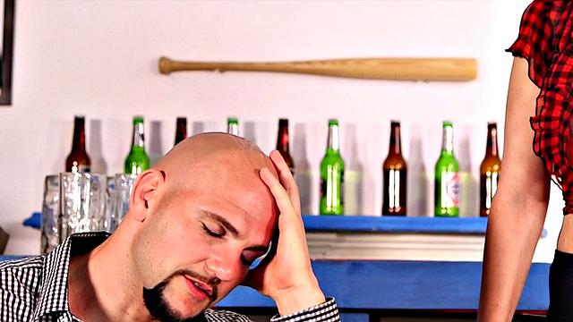 Natalie serves her ass