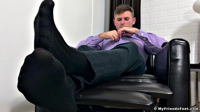 Spy On Nathan'S Feet - Nathan