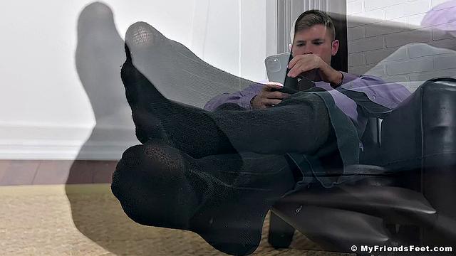 Spy On Nathan'S Feet - Nathan