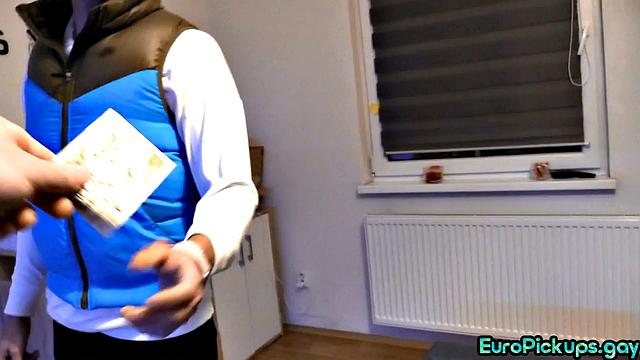 Picked up analbanged in apartment