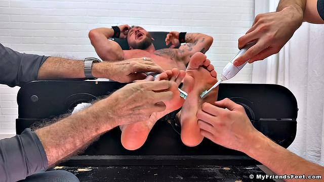Scott Holliday Tickled in the Chair - Scott Holliday