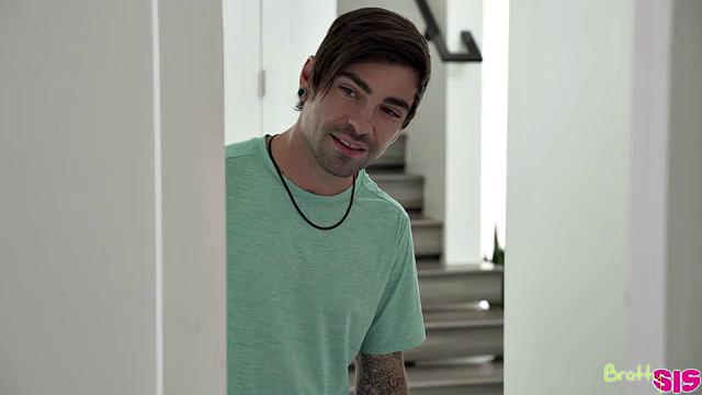 Perving My Stepsister - S23:E4