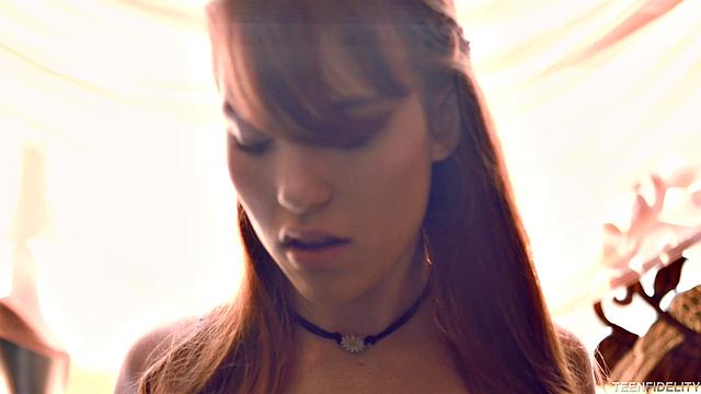 Гвен Старк меняет ботанику на жёсткую долбёжку и принца с толстым мечом