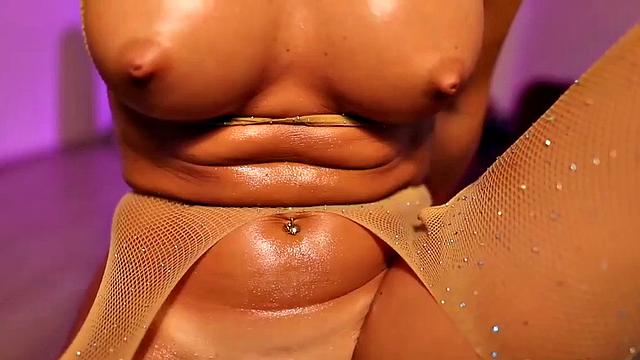 Athletic mature fist with creampie