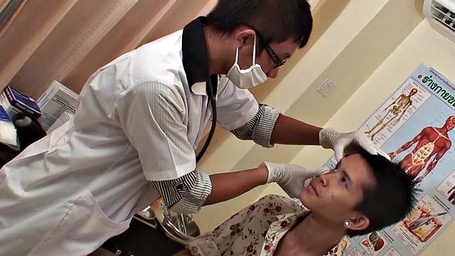 Nippon gay patient assfucked by doctor on regular check-up