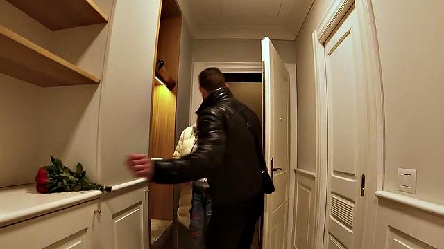 HUNT4K. Hot blonde with big hooters satisfies and gets paid