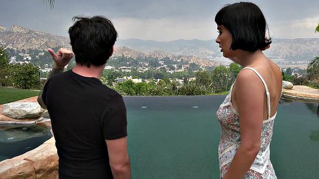 Hairy 21yo girl fucked by nasty in wet pussy hole