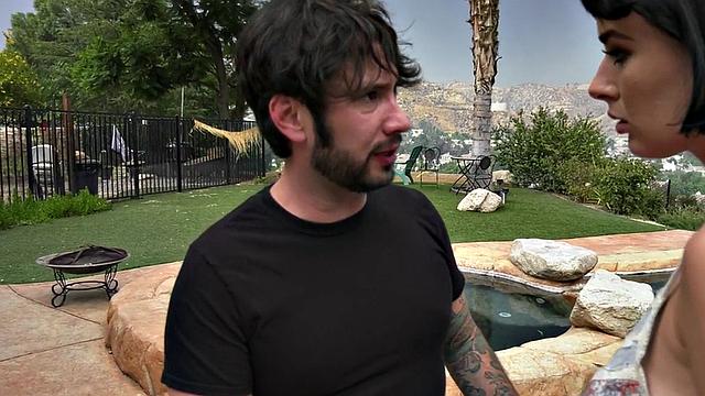 Hairy 21yo girl fucked by nasty in wet pussy hole