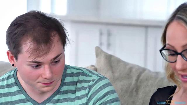 Stepmom's Private AMA Session - S4:E1