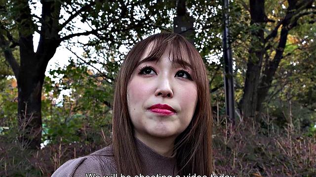 Naughty Reiko Katori is a girl looking to be a JAV model