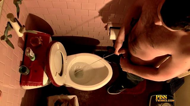 Days Of Straight Boys Pissing - Featuring Cooper Reeves And Welsey Kincaid
