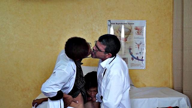 Real enema Asian twink sucked by doctor after check