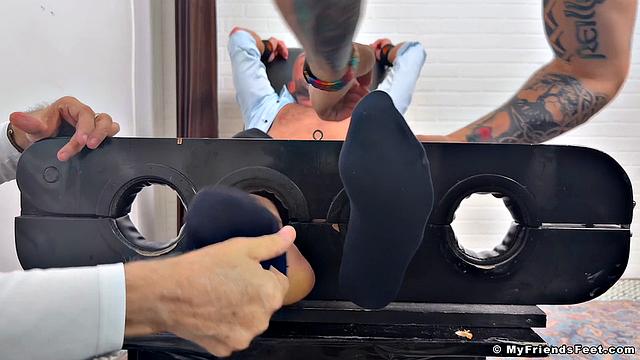 Leo Nappo Tickled - Fun Session