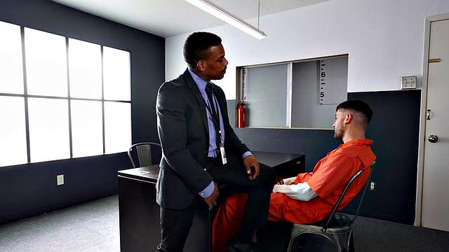 Police detective gets barebacked by inmate in interrogation room