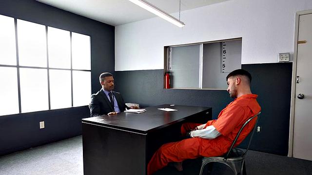 Police detective gets barebacked by inmate in interrogation room