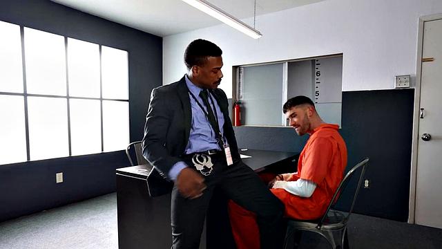 Police detective gets barebacked by inmate in interrogation room