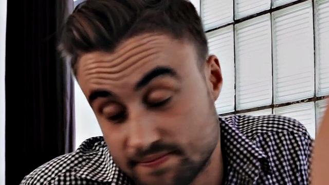 Cute strapon bisex babe sucks cock and fucks in 3way