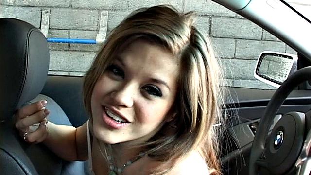 Teen Topanga Cutie Fingering Outside Orgasm