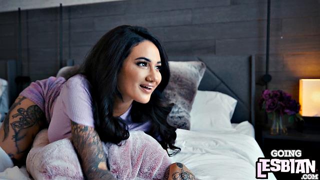 Oiled lesbo MILFs pleasuring each other