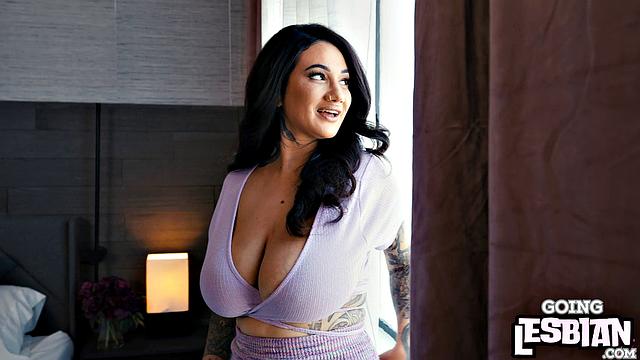 Oiled lesbo MILFs pleasuring each other