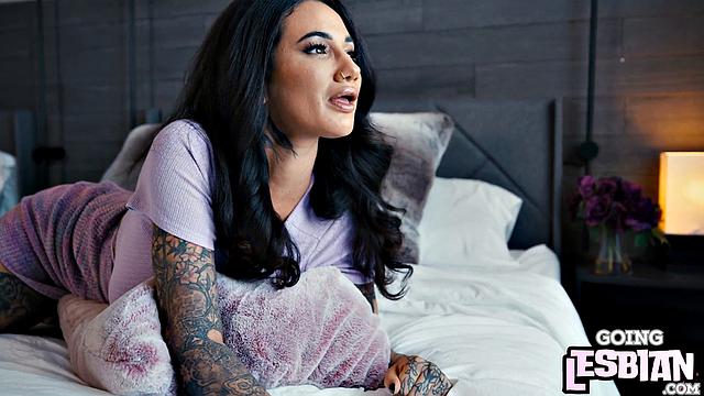 Oiled lesbo MILFs pleasuring each other