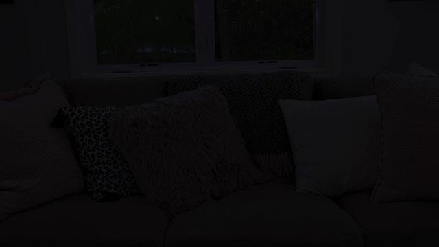 Дай Афине устроить жаркую ночь и получить кайф