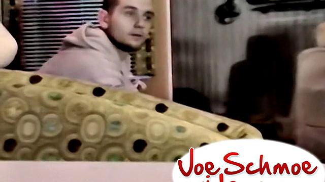 Брайан кончает на лицо Брайану