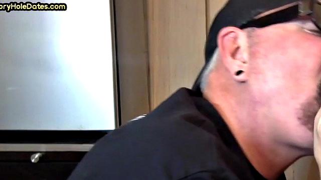 Greedy DILF sucks gloryhole dick in homemade closeup