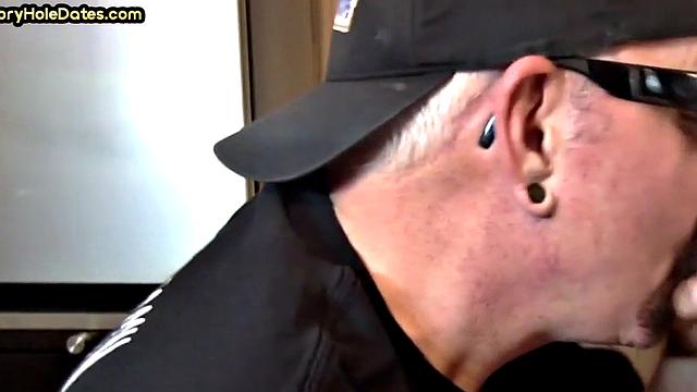 Greedy DILF sucks gloryhole dick in homemade closeup