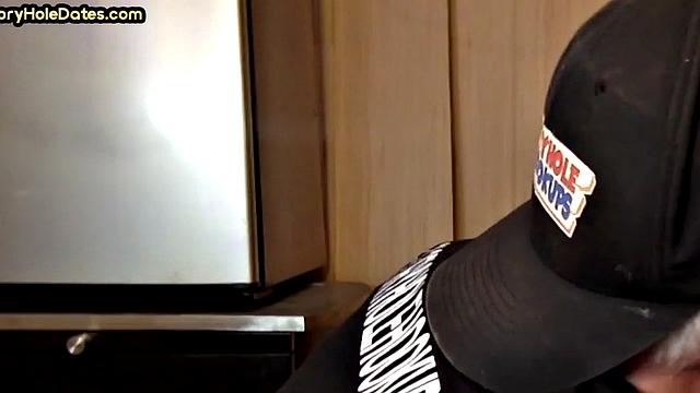 Greedy DILF sucks gloryhole dick in homemade closeup