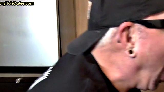 Greedy DILF sucks gloryhole dick in homemade closeup