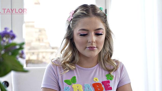 GIRLSRIMMING - Curious teen Jill Taylor tries rimming