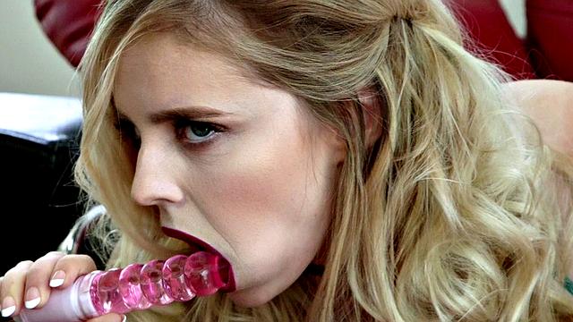 Codi Vore & The Machines