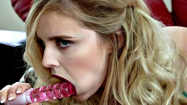 Codi Vore & The Machines