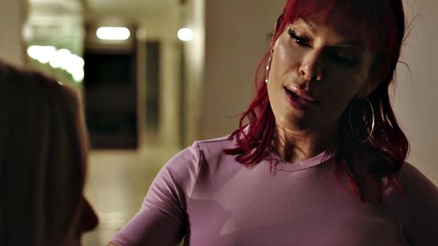 Ginger trans dyke licking girlfriend's pussy before bj and sex