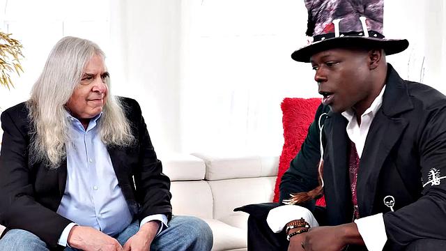 Aubree Valentine Cucks Husband, Real Tits Bounce while Riding BBC