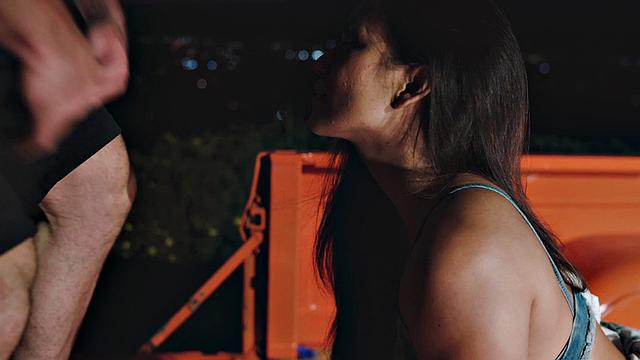 Lana Violet - Suckin' Truckin'