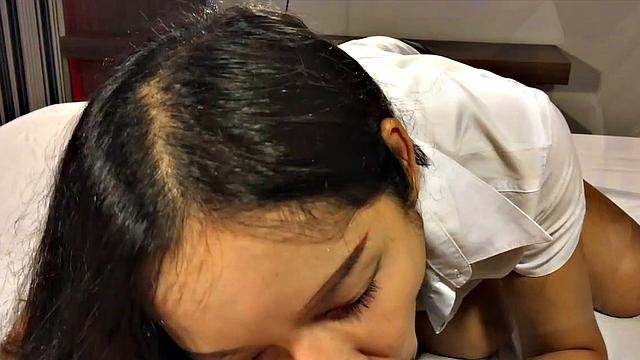 Pamela: Busty Bareback