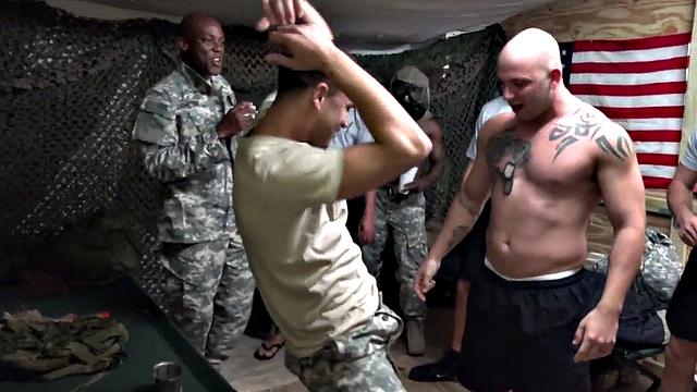 IR military stud fucked on voyeur party by top