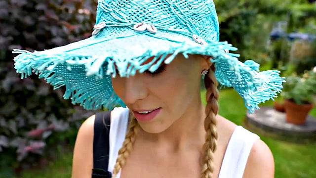 VIP4K. Lawn Mower Women