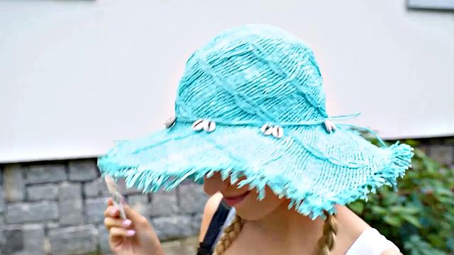 VIP4K. Lawn Mower Women