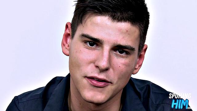 Skinny twink cockriding at casting