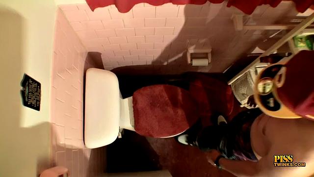 Pissing And Jerking Off - Devin Reynolds Jake Reid