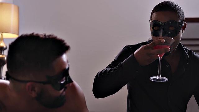 Watch this muscular ebony dude take his boyfriend's BBC bareback in the bedroom